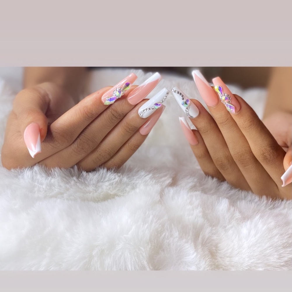 French tip bling press ons.